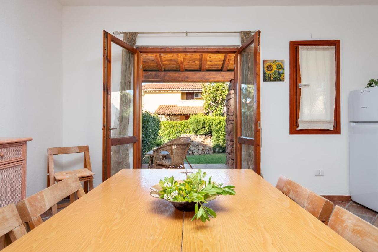Holiday House Li Piri San Teodoro  Buitenkant foto