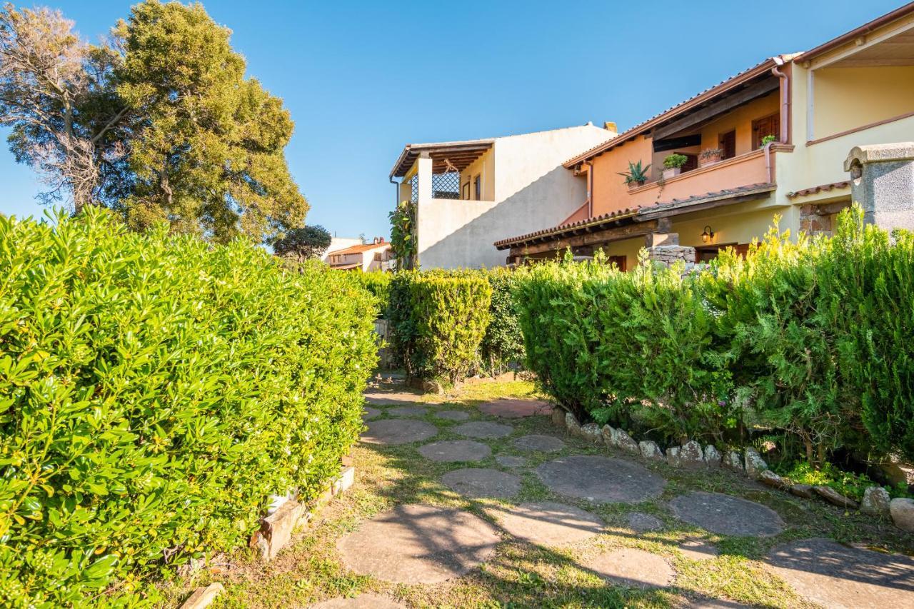Holiday House Li Piri San Teodoro  Buitenkant foto
